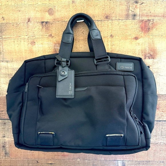 Tumi T-Tech Network T-Pass Expandable Solid Nylon Messenger Briefcase Bag - Picture 2 of 15